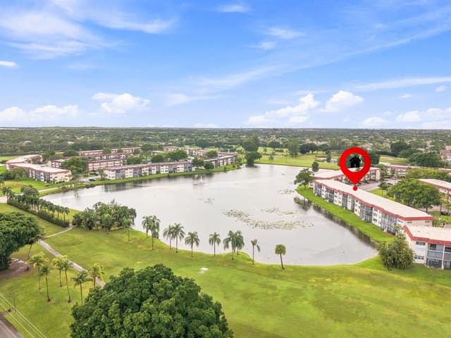9400 N HOLLYBROOK LAKE Drive # 208, Pembroke Pines FL 33025 - Pembroke Pines, FL - Photo 4