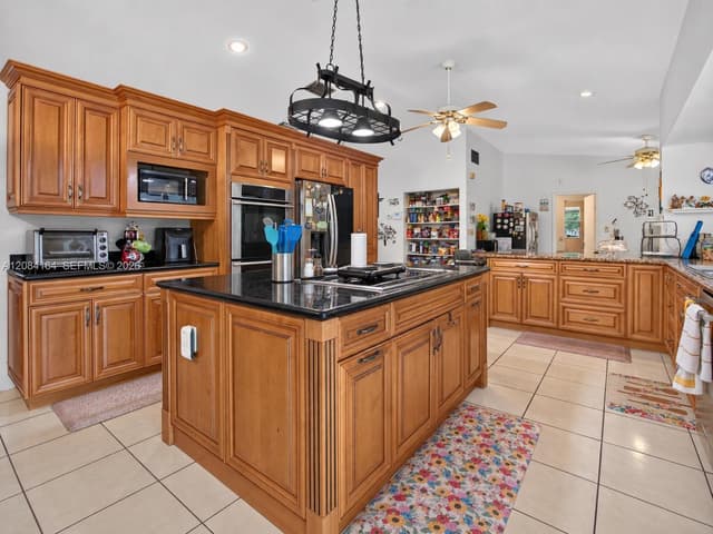 1539 NW 110th Ter, Coral Springs FL 33071 - Coral Springs, FL - Photo 7