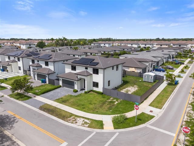 22610 SW 129th Ave, Miami FL 33170 - Miami, FL - Photo 2