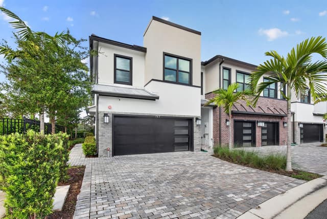 765 NW 84TH Terrace, Plantation FL 33324 - Plantation, FL - Photo 3