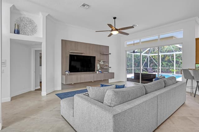 23 Windward Isle, Palm Beach Gardens FL 33418 - Palm Beach Gardens, FL - Photo 6