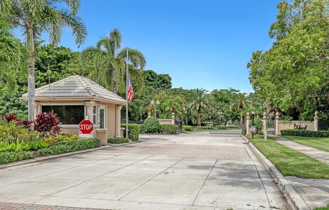 23 Windward Isle, Palm Beach Gardens FL 33418 - Palm Beach Gardens, FL - Photo 3
