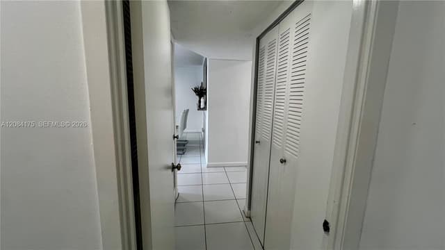 2780 NE 183rd St # 303, Aventura FL 33160 - Aventura, FL - Photo 3