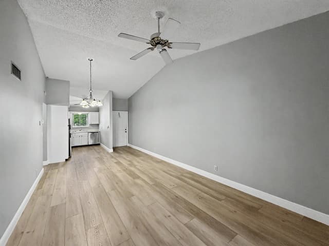 330 Palmwood Place # 210, Boca Raton FL 33431 - Boca Raton, FL - Photo 3