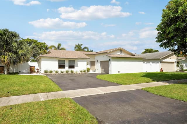 275 NW 37th Way, Deerfield Beach FL 33442 - Deerfield Beach, FL - Photo 3