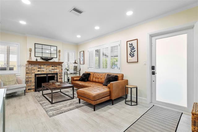 705 SW 8th Ave, Fort Lauderdale FL 33315 - Fort Lauderdale, FL - Photo 7