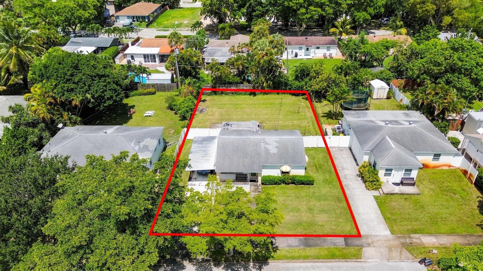 933 UPLAND Road, West Palm Beach FL 33401