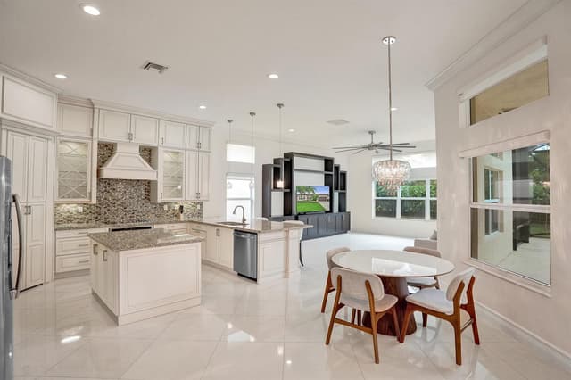 8202 Alpine Ridge Road, Boynton Beach FL 33473 - Boynton Beach, FL - Photo 6