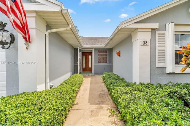 685 SE 25th Ln, Homestead FL 33033 - Homestead, FL - Photo 6