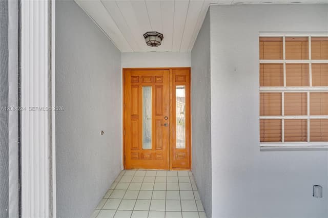 685 SE 25th Ln, Homestead FL 33033 - Homestead, FL - Photo 7