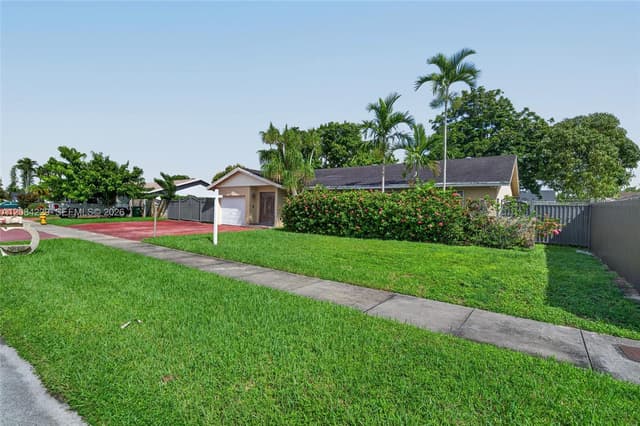 13217 SW 44th Ln, Miami FL 33175 - Miami, FL - Photo 2
