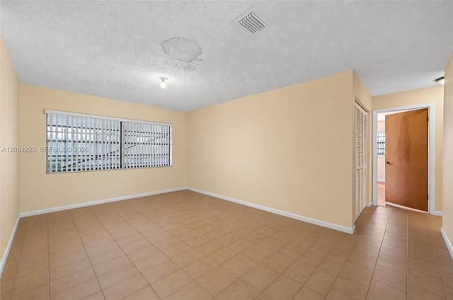 13217 SW 44th Ln, Miami FL 33175 - Miami, FL - Photo 6