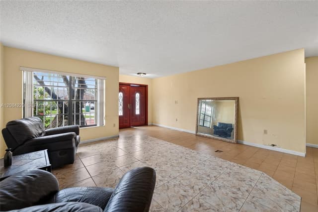 13217 SW 44th Ln, Miami FL 33175 - Miami, FL - Photo 5