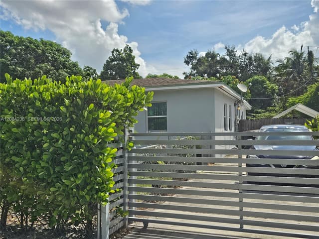 12145 NE 11th Ct, North Miami FL 33161 - North Miami, FL - Photo 2