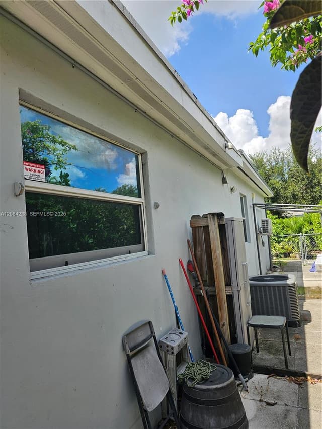 12145 NE 11th Ct, North Miami FL 33161 - North Miami, FL - Photo 4