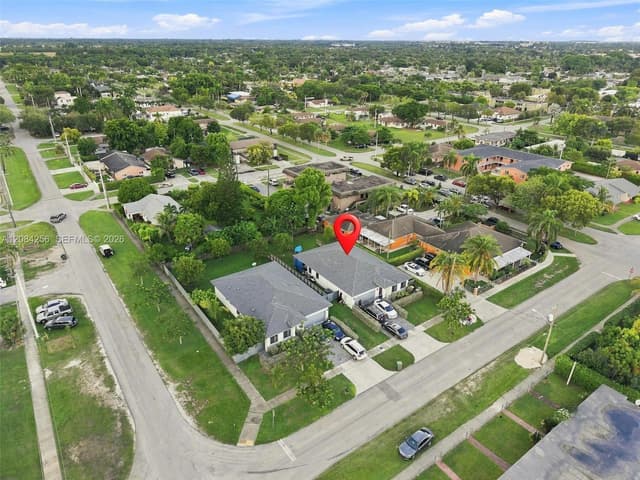 87 NE 12th St, Homestead FL 33030 - Homestead, FL - Photo 2
