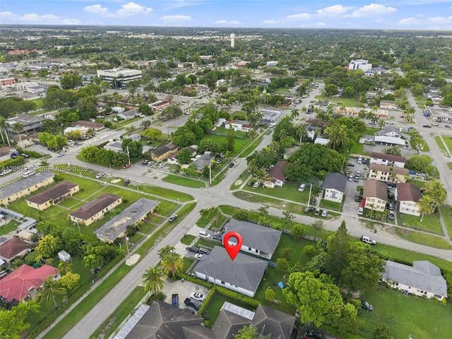 87 NE 12th St, Homestead FL 33030 - Homestead, FL - Photo 6