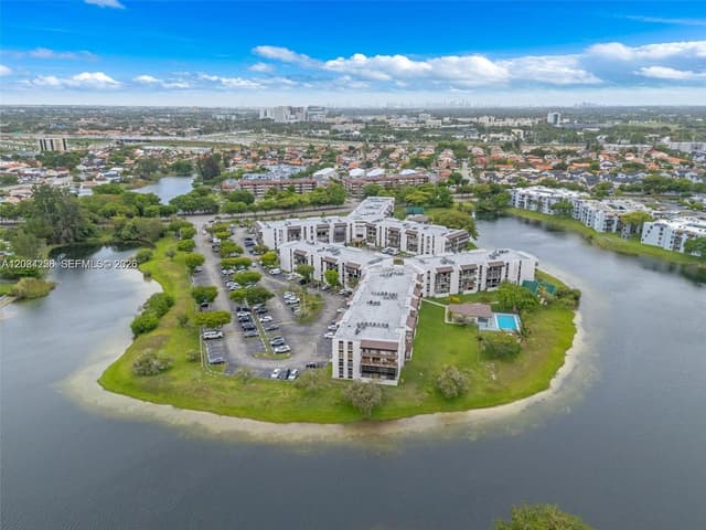 1350 SW 122nd Ave # 317, Miami FL 33184 - Miami, FL - Photo 2