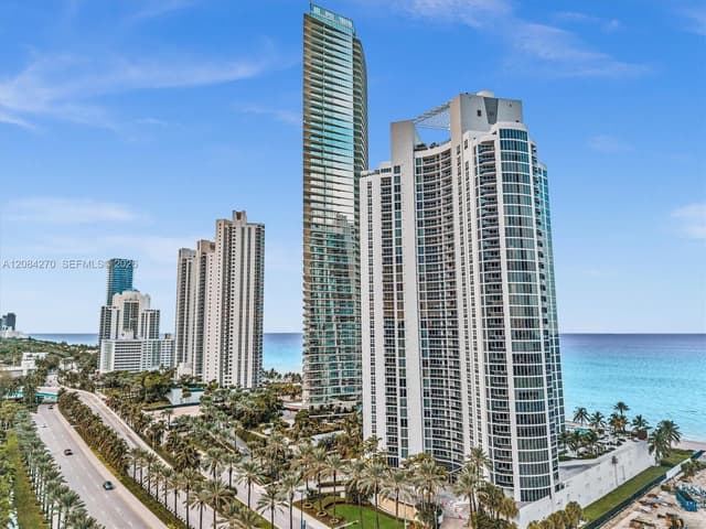 18911 Collins Ave # 2101, Sunny Isles Beach FL 33160 - Sunny Isles Beach, FL - Photo 2
