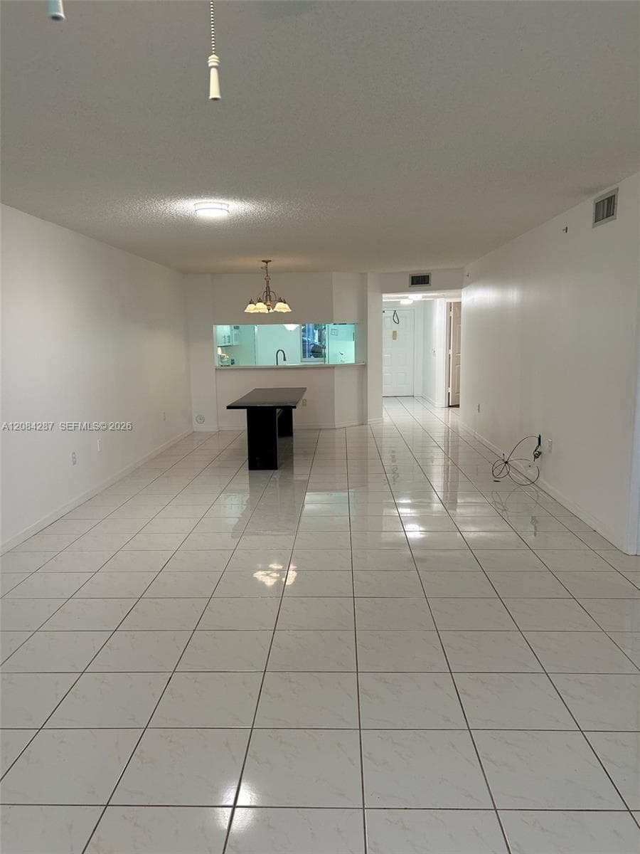 2541 N Nob Hill Rd # 109, Sunrise FL 33322