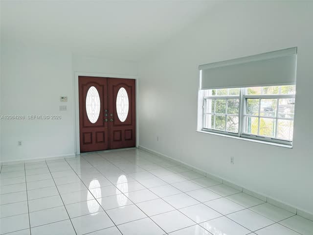 3397 W 72nd Pl, Hialeah FL 33018 - Hialeah, FL - Photo 4