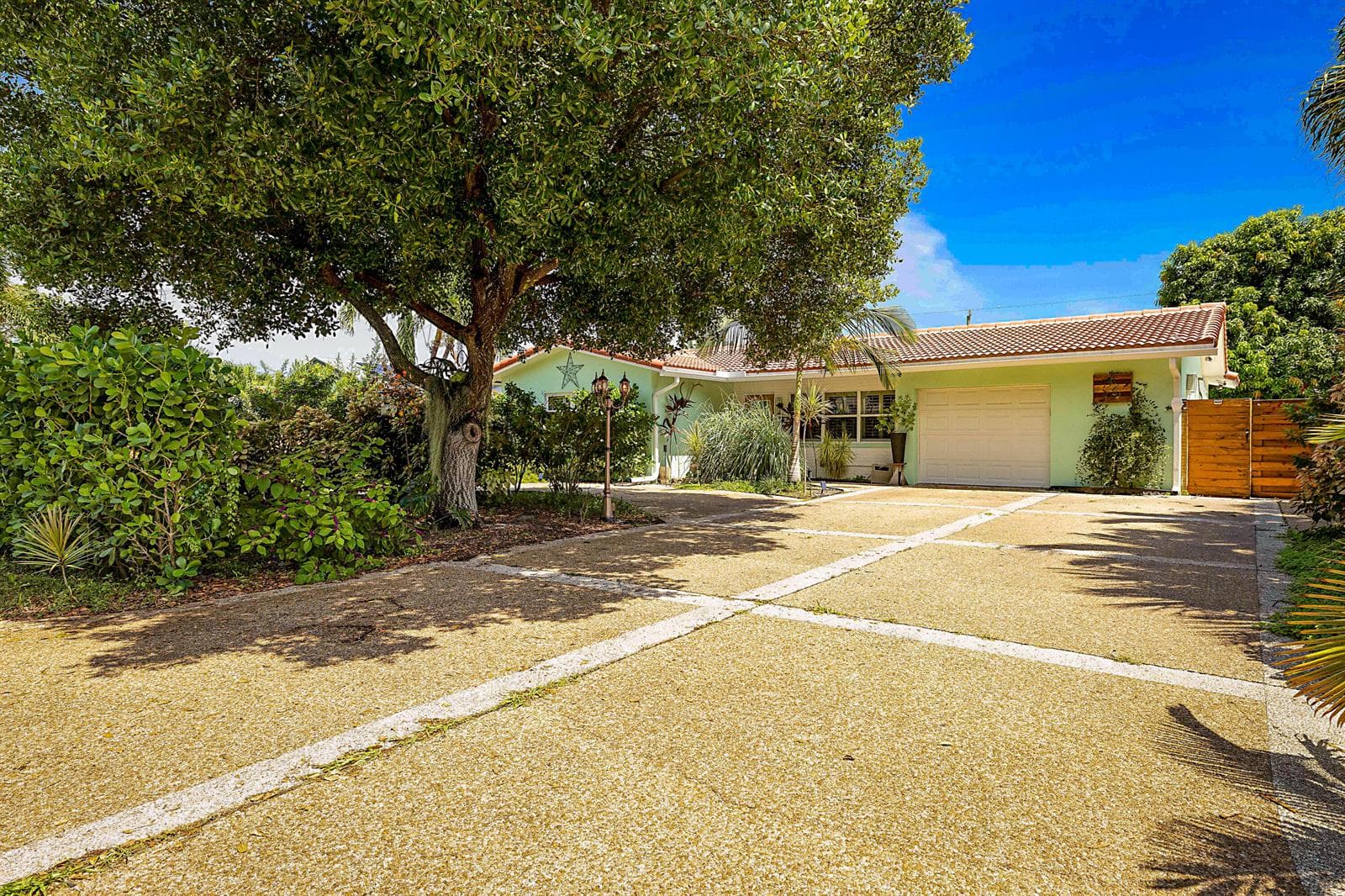 2242 NW 3rd Court, Boca Raton FL 33431 - Boca Raton, FL - Photo 1