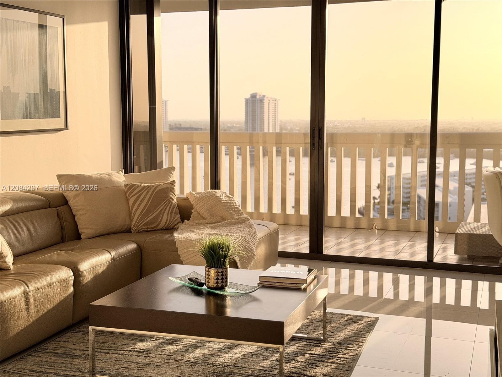 1000 W Island Blvd # 1911, Aventura FL 33160 - Aventura, FL - Photo 1