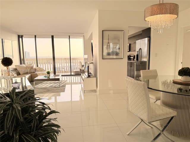 1000 W Island Blvd # 1911, Aventura FL 33160 - Aventura, FL - Photo 5