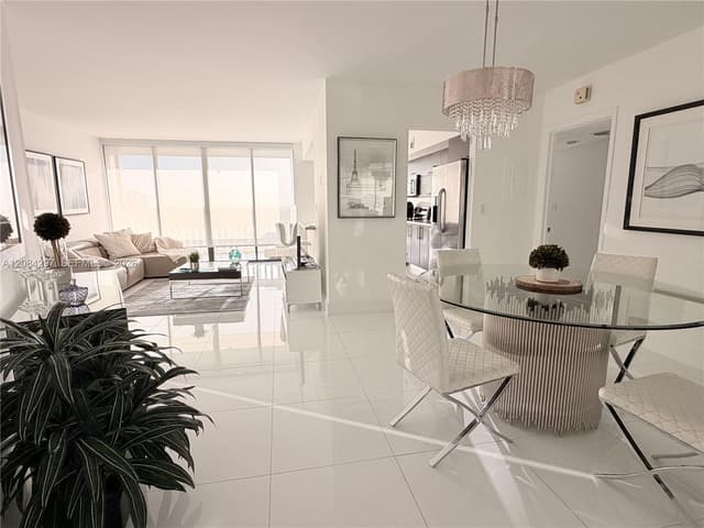 1000 W Island Blvd # 1911, Aventura FL 33160 - Aventura, FL - Photo 4