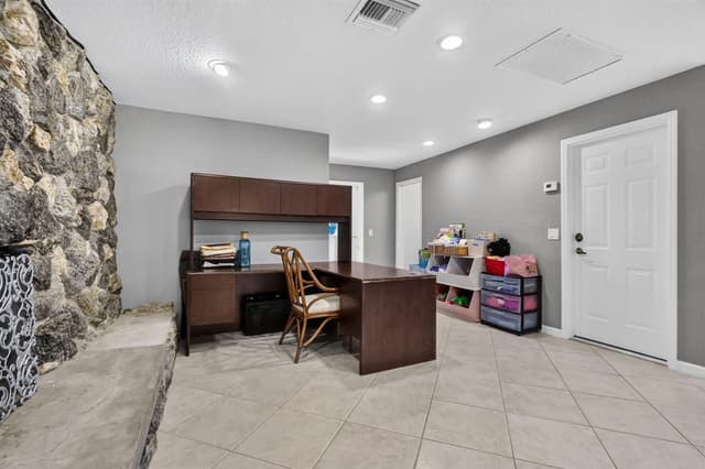 4746 CANAL Drive, Lake Worth FL 33463 - Lake Worth, FL - Photo 7