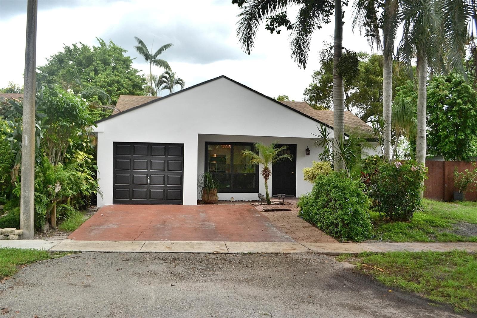 8671 SW 16TH Court, Pembroke Pines FL 33025