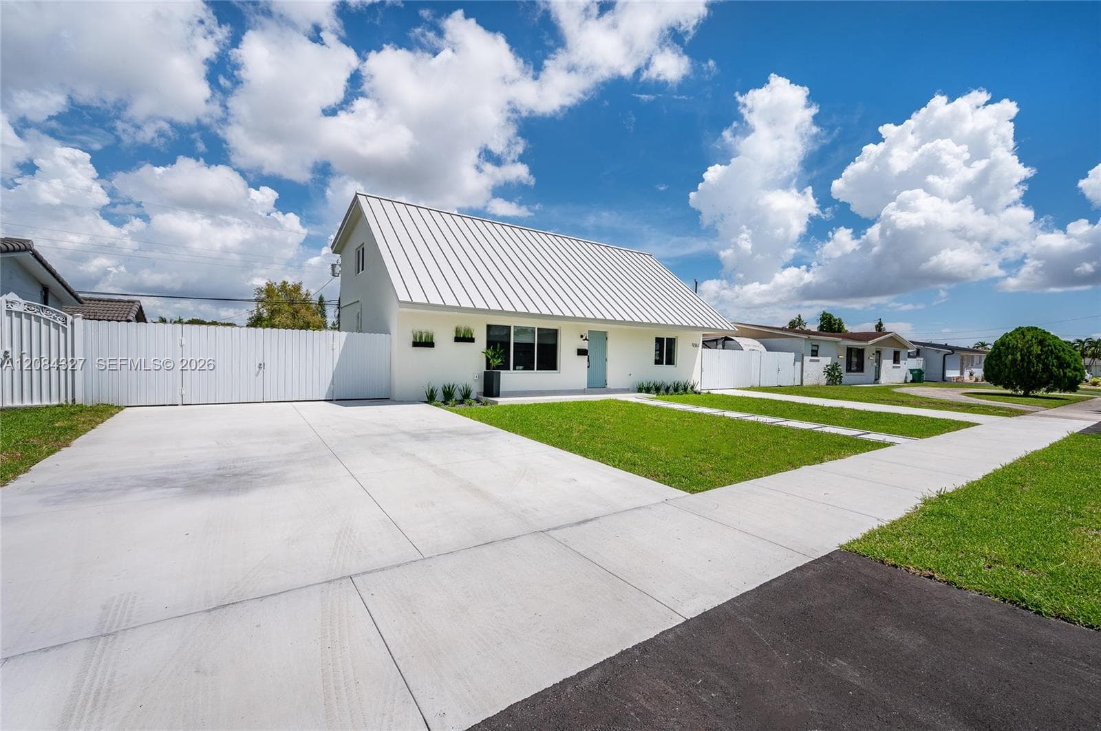 9361 SW 27th St, Miami FL 33165