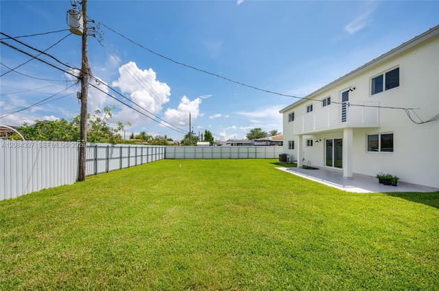 9361 SW 27th St, Miami FL 33165 - Miami, FL - Photo 5