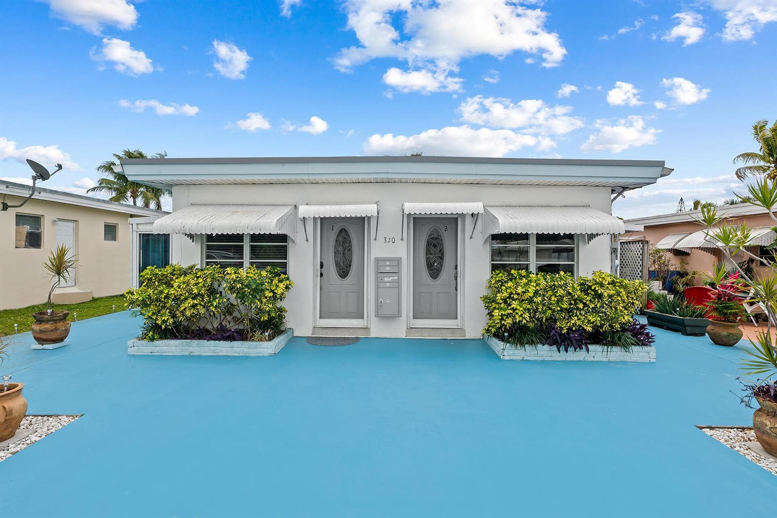 310 NE 6TH Street # 3, Hallandale Beach FL 33009 - Hallandale Beach, FL - Photo 1