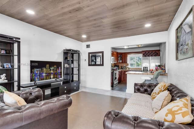 1116 Opa Locka Blvd, Miami FL 33168 - Miami, FL - Photo 5