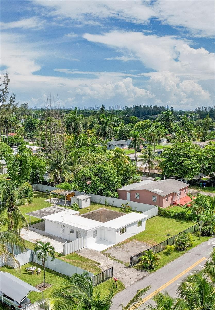 1843 NW 107th St, Miami FL 33167 - Miami, FL - Photo 1