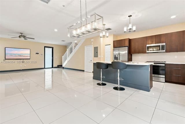 10455 NW 82nd St # 10, Doral FL 33178 - Doral, FL - Photo 5