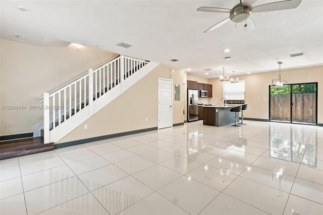 10455 NW 82nd St # 10, Doral FL 33178 - Doral, FL - Photo 4
