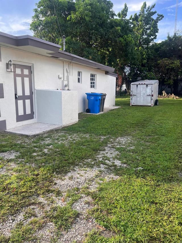 5012 SW 22ND Street, West Park FL 33023 - West Park, FL - Photo 2