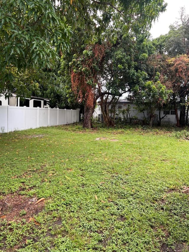 5012 SW 22ND Street, West Park FL 33023 - West Park, FL - Photo 6
