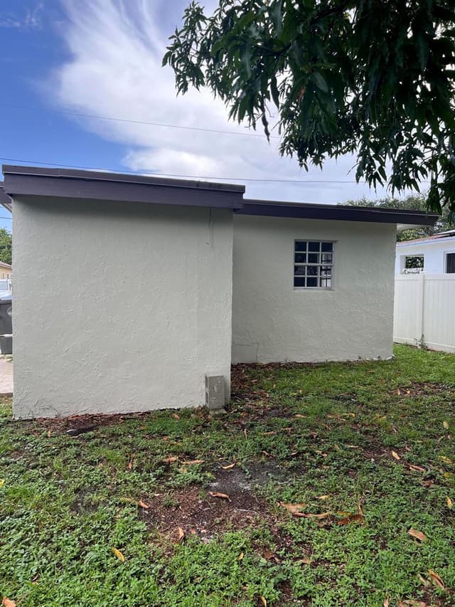 5012 SW 22ND Street, West Park FL 33023 - West Park, FL - Photo 4