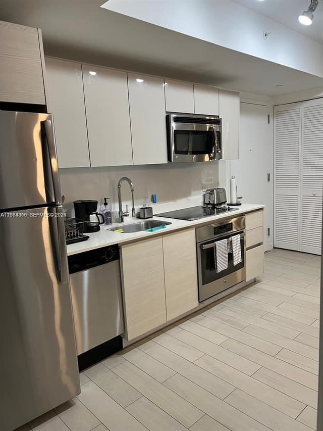 2602 E Hallandale Beach Blvd # R2105, Hallandale Beach FL 33009 - Hallandale Beach, FL - Photo 3