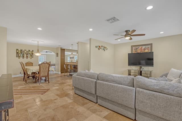 11920 41st Court N, West Palm Beach FL 33411 - West Palm Beach, FL - Photo 5