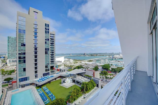 234 NE 3rd St, Miami FL 33132 - Miami, FL - Photo 2