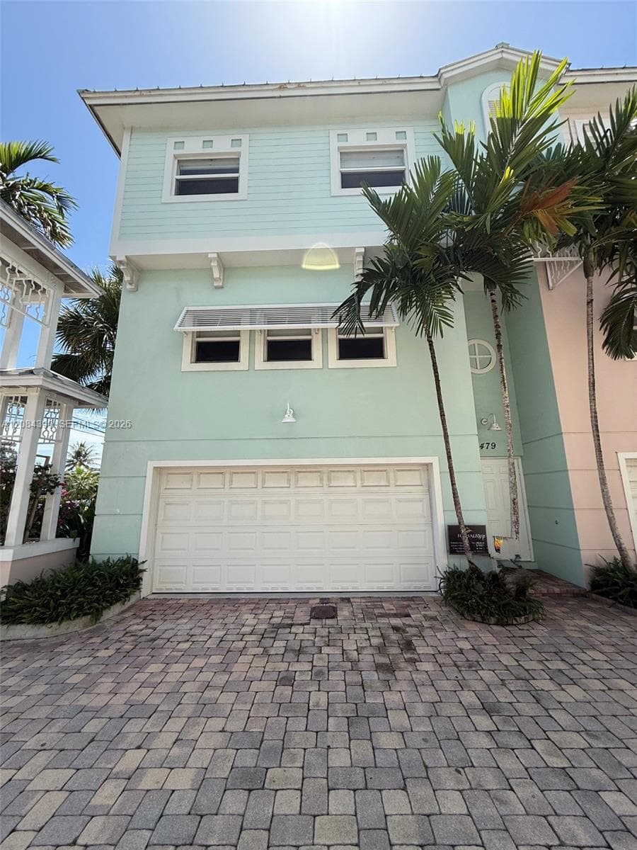 479 NE 1st St, Pompano Beach FL 33060