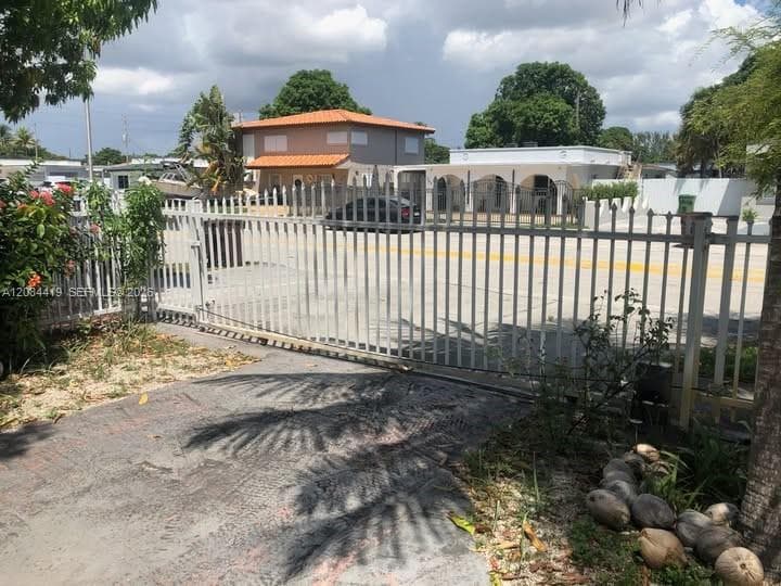 770 E 17th St, Hialeah FL 33010 - Hialeah, FL - Photo 1