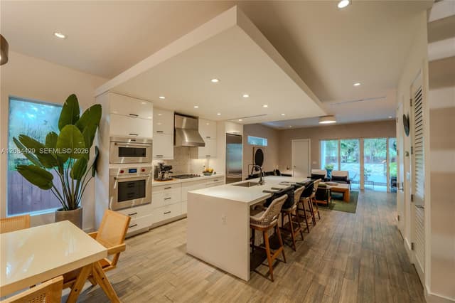 3167 Gifford Ln # 3167, Miami FL 33133 - Miami, FL - Photo 5