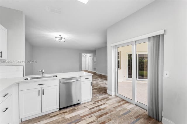 6649 Via Regina, Boca Raton FL 33433 - Boca Raton, FL - Photo 7