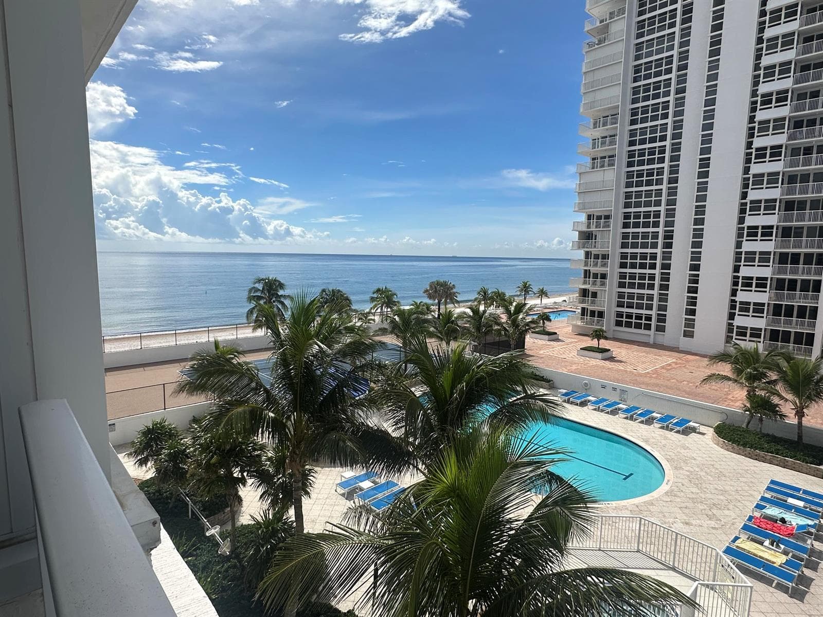 1360 S Ocean Boulevard Apt 603, Pompano Beach FL 33062 - Pompano Beach, FL - Photo 1