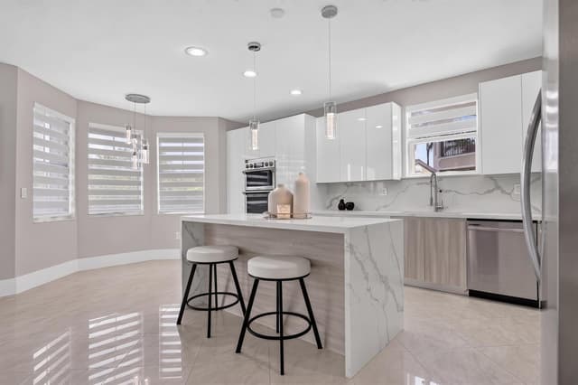 16401 SW 78th Terrace, Miami FL 33193 - Miami, FL - Photo 5